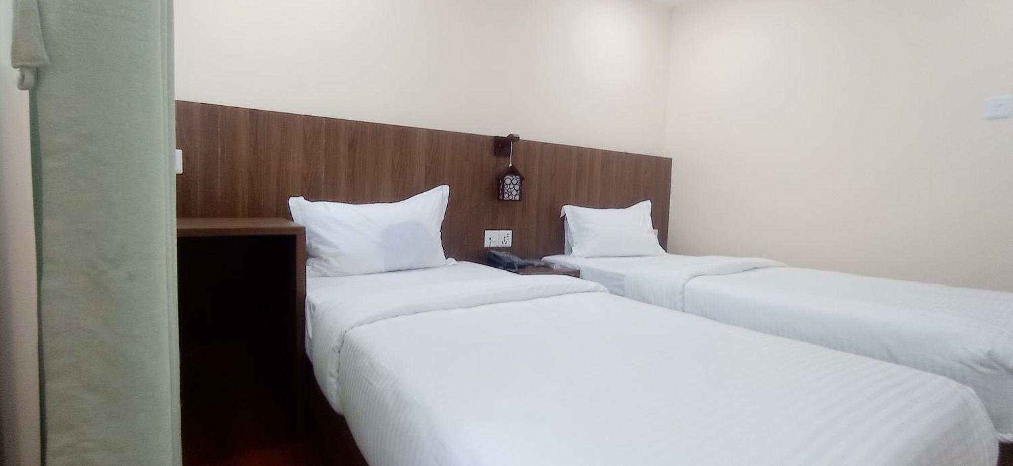 Hotel Aerolink Kathmandu Exteriör bild